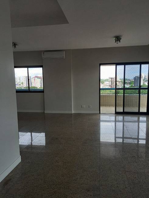 Foto 2 de Apartamento com 4 Quartos para alugar, 185m² em Adrianópolis, Manaus