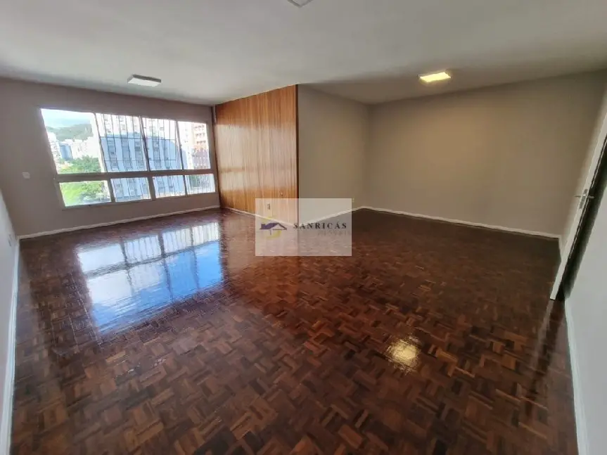 Foto 2 de Apartamento com 4 Quartos para alugar, 130m² em Icaraí, Niterói