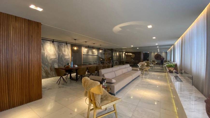 Foto 1 de Apartamento com 4 Quartos à venda, 280m² em Sion, Belo Horizonte