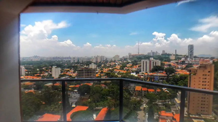 Foto 5 de Apartamento com 4 Quartos para alugar, 273m² em Vila Madalena, São Paulo