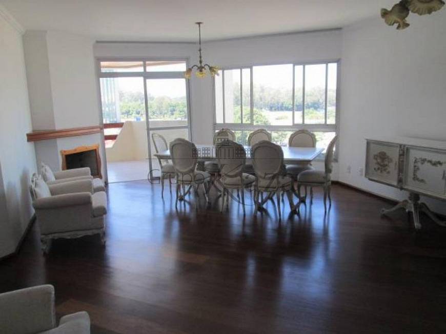 Foto 1 de Apartamento com 4 Quartos à venda, 178m² em Vila Sanches, São José dos Campos