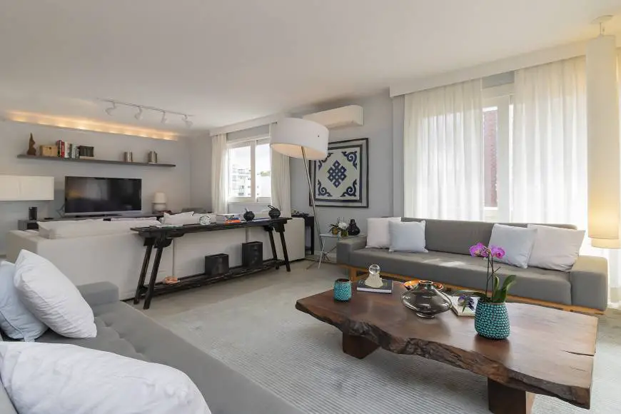 Foto 2 de Apartamento com 5 Quartos à venda, 258m² em Pinheiros, São Paulo