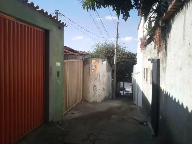 Foto 1 de Casa com 1 Quarto para alugar, 10m² em Eldorado, Contagem