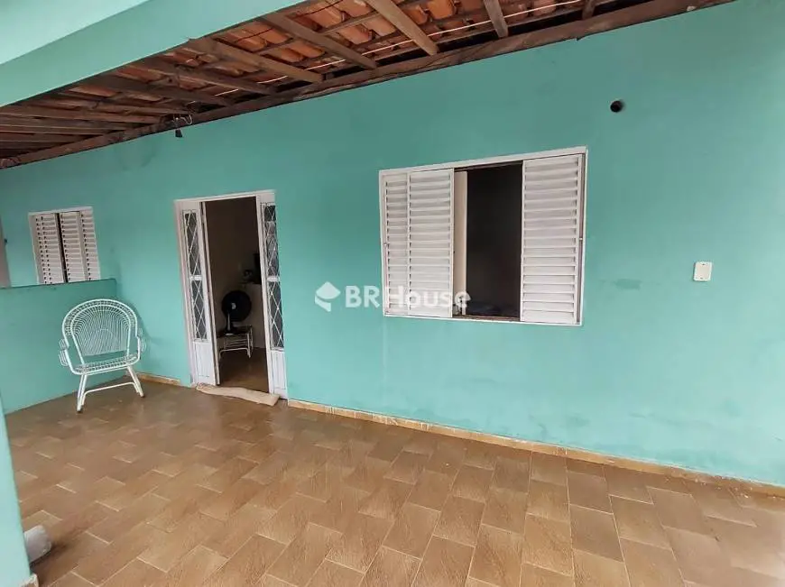 Foto 3 de Casa com 2 Quartos à venda, 148m² em CPA II, Cuiabá