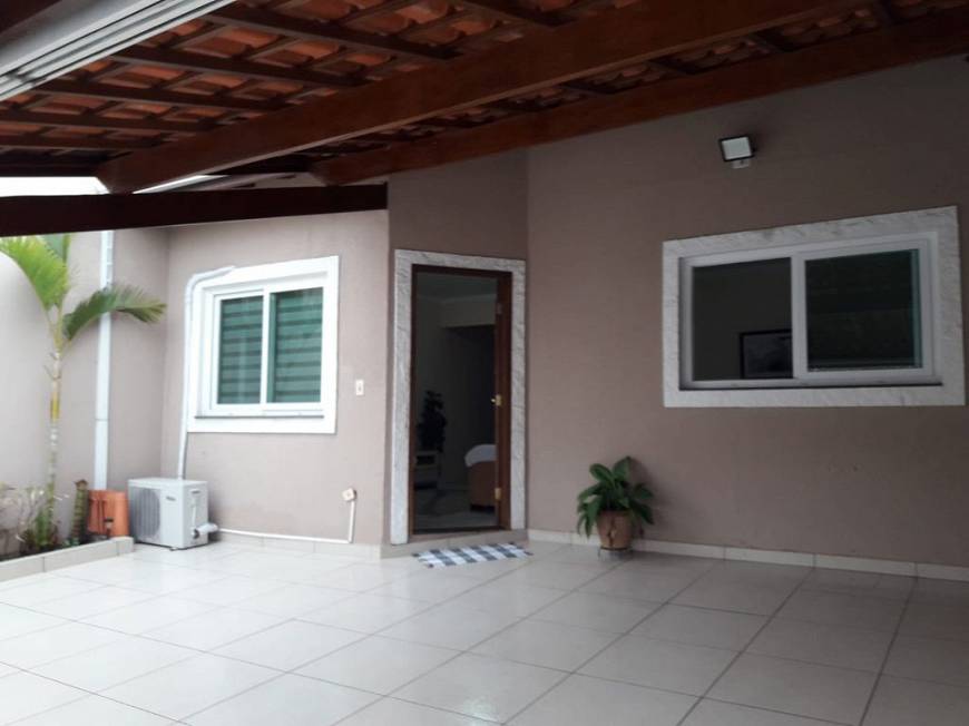 Foto 1 de Casa com 2 Quartos à venda, 103m² em Residencial Santa Paula, Jacareí