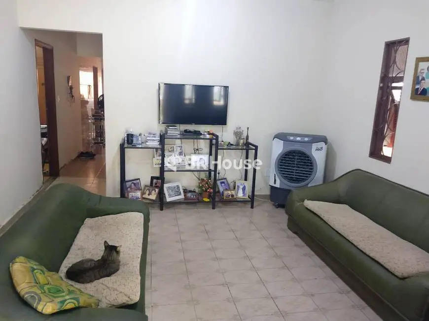 Foto 4 de Casa com 3 Quartos à venda, 166m² em CPA II, Cuiabá