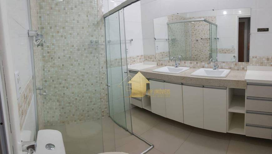 Foto 2 de Casa com 3 Quartos à venda, 200m² em CPA II, Cuiabá