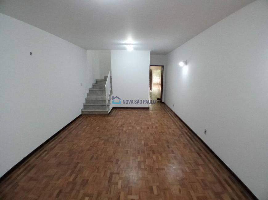 Foto 1 de Casa com 3 Quartos para alugar, 205m² em Jabaquara, São Paulo