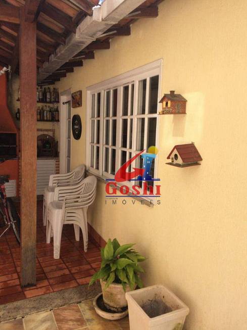 Foto 3 de Casa com 3 Quartos à venda, 165m² em Jardim Cascata, Teresópolis