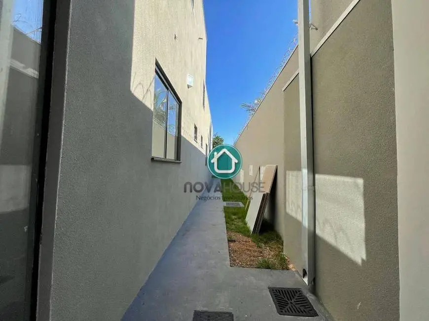 Foto 3 de Casa com 3 Quartos à venda, 187m² em Jardim Leblon, Campo Grande