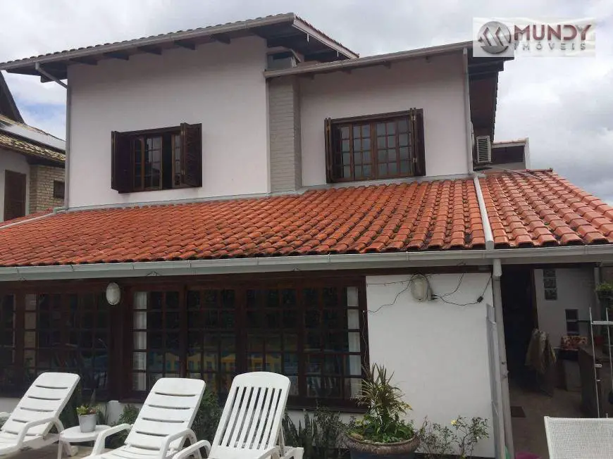 Foto 5 de Casa com 4 Quartos à venda, 350m² em Itacorubi, Florianópolis