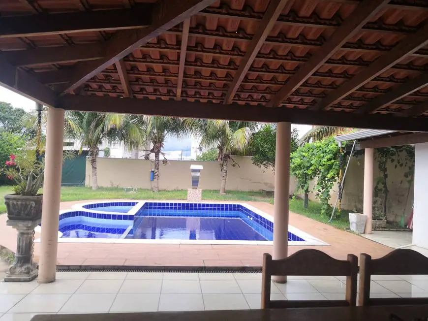 Foto 1 de Casa com 4 Quartos para venda ou aluguel, 930m² em Jardim Cuiabá, Cuiabá