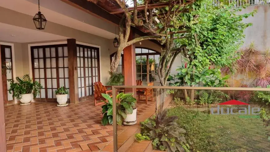 Foto 3 de Casa com 5 Quartos à venda, 128m² em Ilha do Boi, Vitória