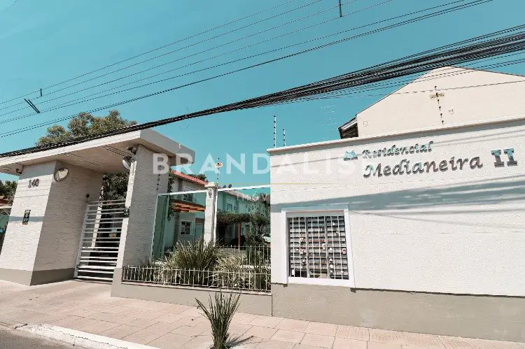 Foto 1 de Casa de Condomínio com 3 Quartos à venda, 90m² em Niterói, Canoas