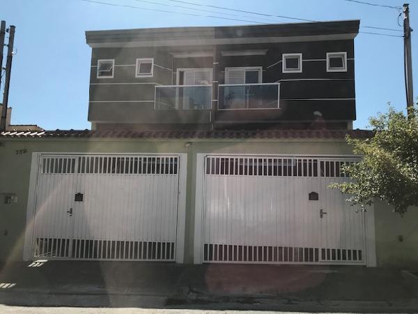 Foto 1 de Casa à venda, 110m² em Vila Curuçá, Santo André
