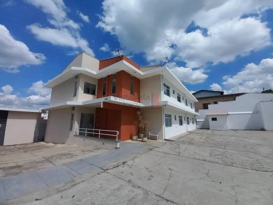 Foto 1 de Kitnet com 1 Quarto para alugar, 30m² em Bela Vista, Pindamonhangaba