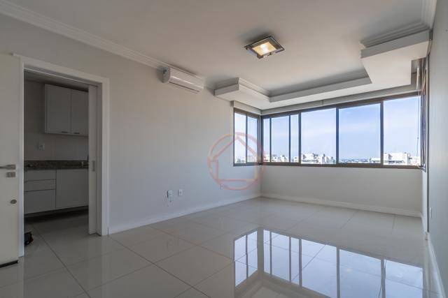 Foto 1 de Apartamento com 1 Quarto à venda, 48m² em Cristo Redentor, Porto Alegre