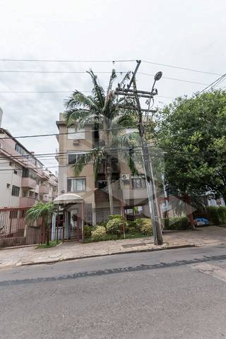 Foto 1 de Apartamento com 1 Quarto para alugar, 35m² em Passo da Areia, Porto Alegre