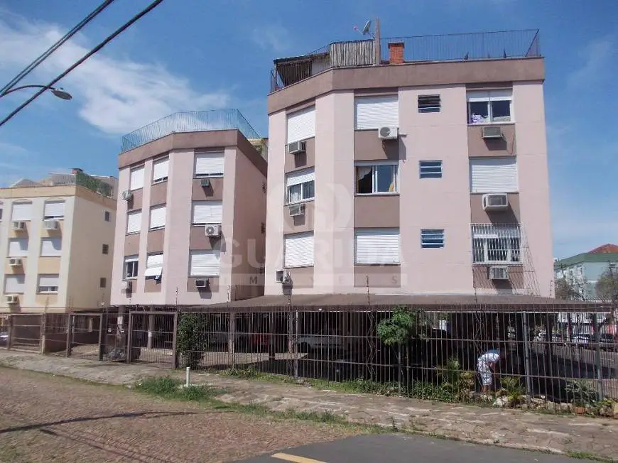 Foto 1 de Apartamento com 1 Quarto à venda, 43m² em São Sebastião, Porto Alegre