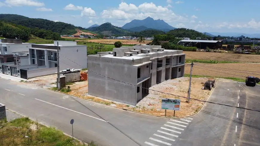 Foto 1 de Apartamento com 2 Quartos à venda, 78m² em Bananal do Sul, Guaramirim