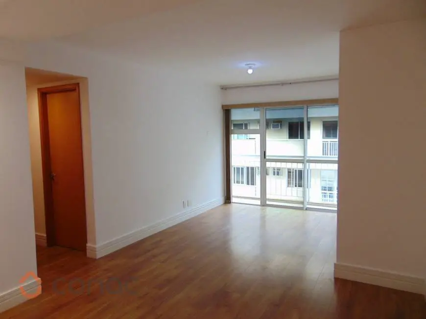 Foto 1 de Apartamento com 2 Quartos para alugar, 83m² em Catete, Rio de Janeiro