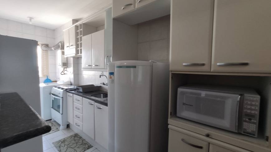 Foto 3 de Apartamento com 2 Quartos para alugar, 78m² em Centro, Joinville