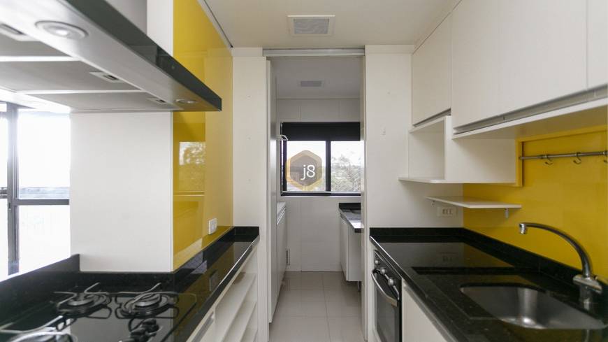 Foto 2 de Apartamento com 2 Quartos para alugar, 66m² em Champagnat, Curitiba