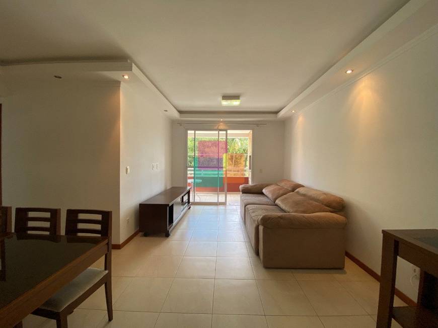 Foto 2 de Apartamento com 2 Quartos para alugar, 97m² em Glória, Joinville