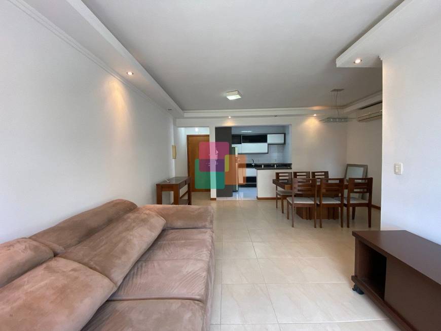 Foto 3 de Apartamento com 2 Quartos para alugar, 97m² em Glória, Joinville