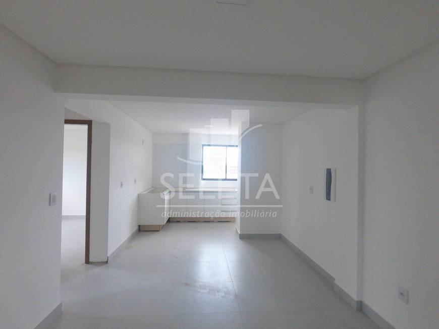 Foto 4 de Apartamento com 2 Quartos para alugar, 70m² em Pacaembú, Cascavel