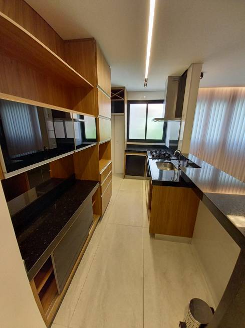 Foto 4 de Apartamento com 2 Quartos para alugar, 67m² em Santo Agostinho, Belo Horizonte
