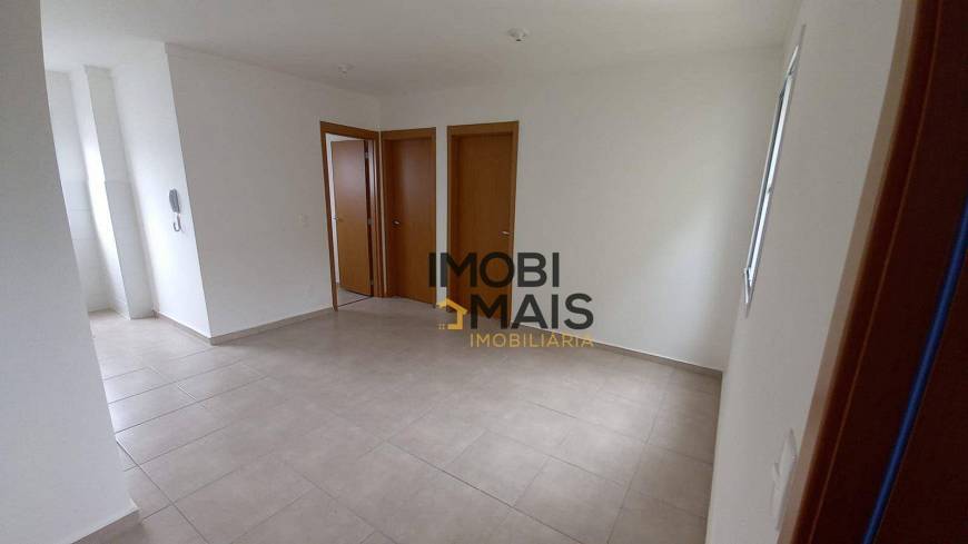 Foto 1 de Apartamento com 2 Quartos para alugar, 46m² em Vila Independência, Bauru