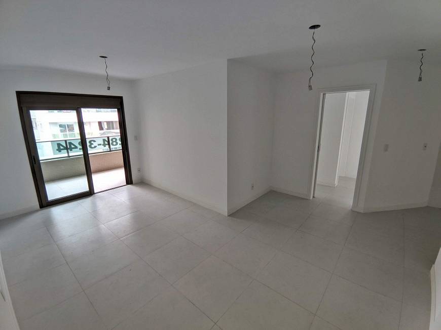 Foto 1 de Apartamento com 3 Quartos para alugar, 96m² em Agronômica, Florianópolis