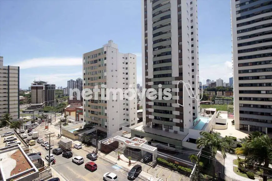 Foto 1 de Apartamento com 3 Quartos para alugar, 84m² em Armação, Salvador