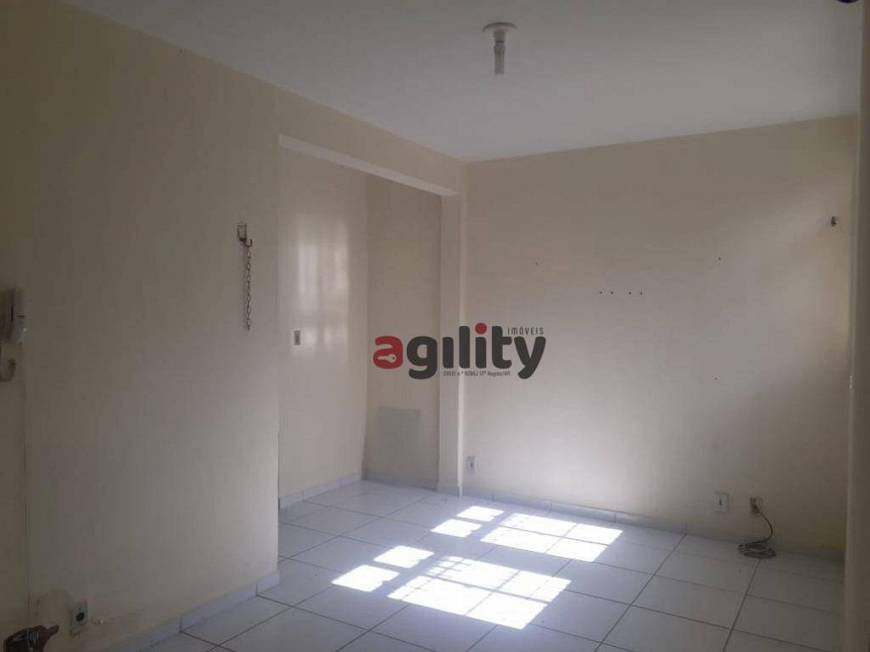 Foto 3 de Apartamento com 3 Quartos para alugar, 65m² em Capim Macio, Natal