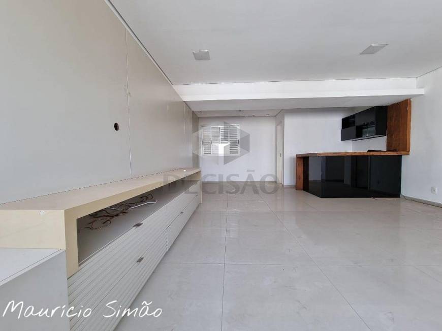 Foto 5 de Apartamento com 3 Quartos à venda, 99m² em Funcionários, Belo Horizonte