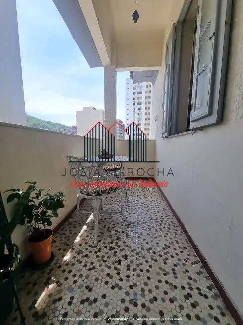 Foto 1 de Apartamento com 3 Quartos à venda, 98m² em Grajaú, Rio de Janeiro