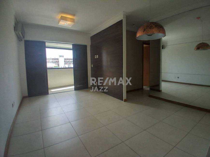 Foto 1 de Apartamento com 3 Quartos para alugar, 73m² em Stiep, Salvador