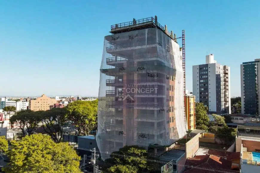 Foto 1 de Apartamento com 4 Quartos à venda, 227m² em Água Verde, Curitiba