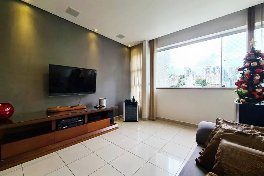 Foto 3 de Apartamento com 4 Quartos à venda, 110m² em Coração de Jesus, Belo Horizonte