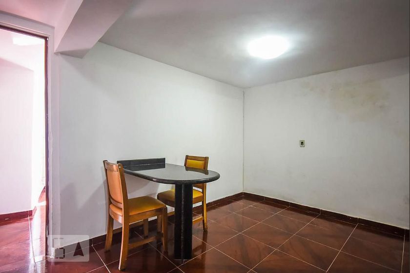 Foto 3 de Casa com 1 Quarto para alugar, 42m² em Cidade Intercap, Taboão da Serra