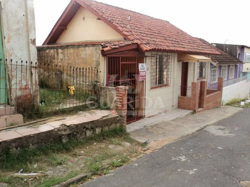 Foto 1 de Casa com 2 Quartos à venda, 98m² em Jardim Carvalho, Porto Alegre