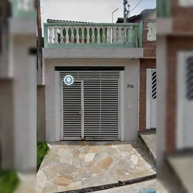Foto 1 de Casa com 2 Quartos à venda, 170m² em Jardim Henriqueta, Taboão da Serra