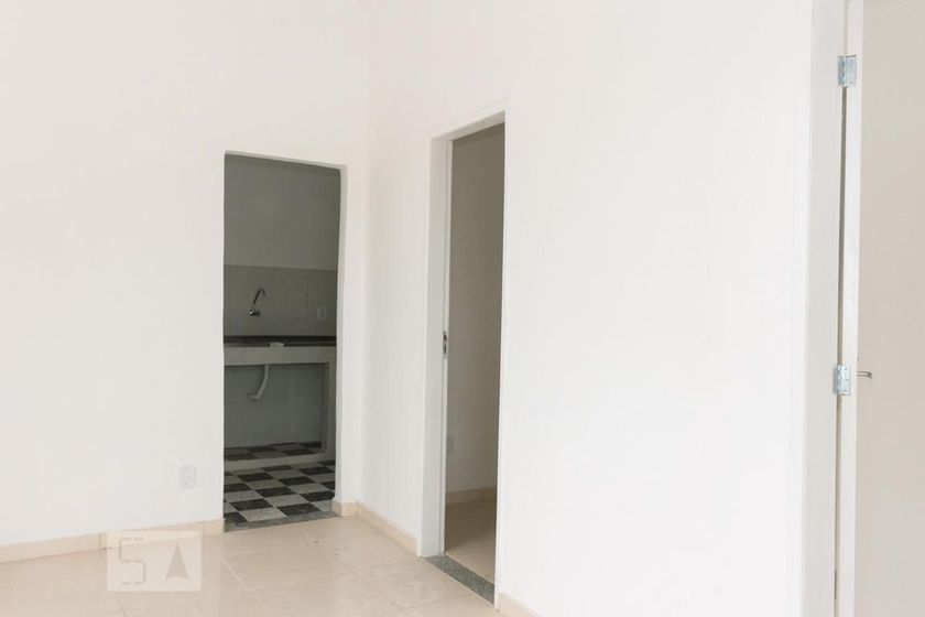 Foto 1 de Casa com 2 Quartos para alugar, 70m² em Oswaldo Cruz, Rio de Janeiro
