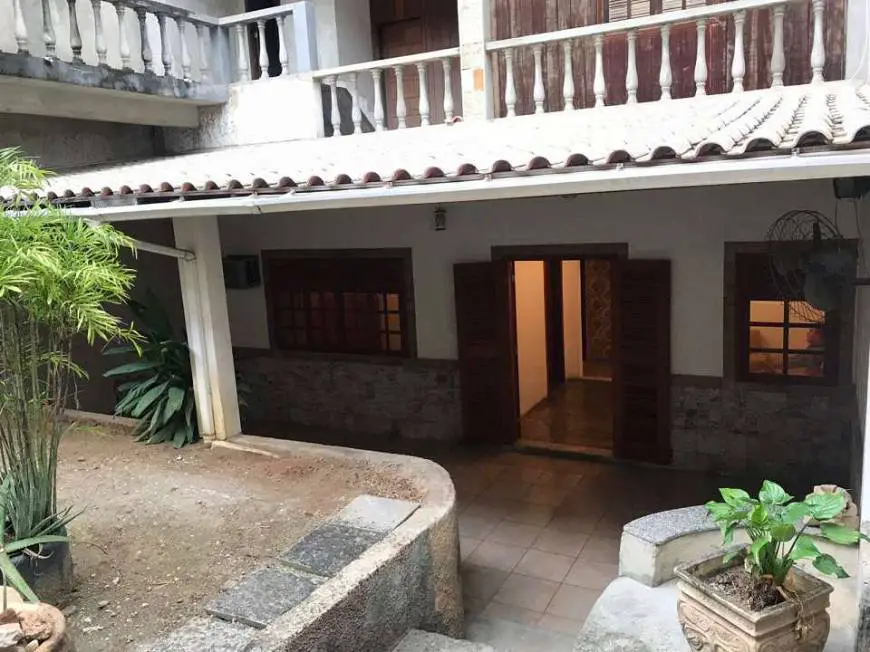 Foto 1 de Casa com 2 Quartos à venda, 192m² em Vila Militar, Rio de Janeiro