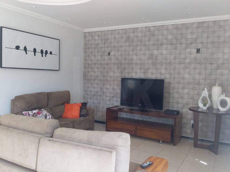 Foto 2 de Casa com 3 Quartos à venda, 150m² em Álvaro Camargos, Belo Horizonte