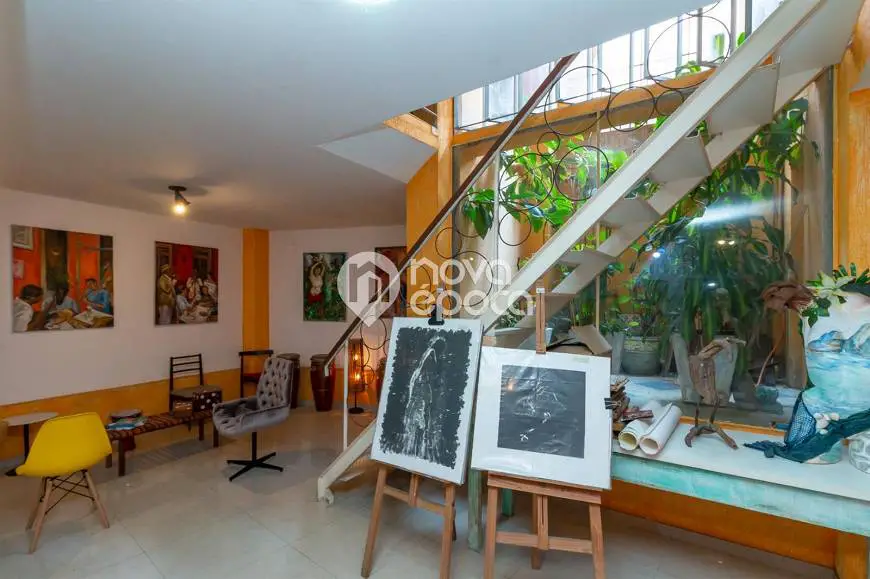Foto 1 de Casa com 3 Quartos à venda, 270m² em Centro, Rio de Janeiro