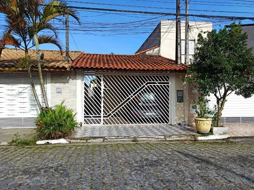 Foto 1 de Casa com 3 Quartos à venda, 129m² em Jardim Imperador, Suzano