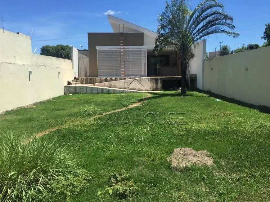 Foto 3 de Casa com 3 Quartos à venda, 560m² em Jardim Shangri La, Cuiabá