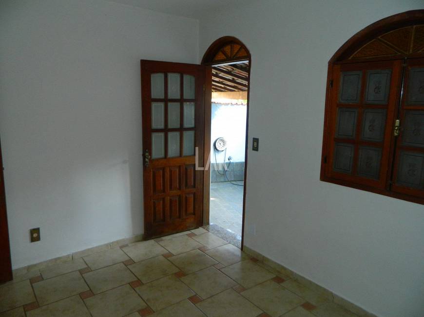 Foto 3 de Casa com 3 Quartos para alugar, 100m² em Liberdade, Belo Horizonte